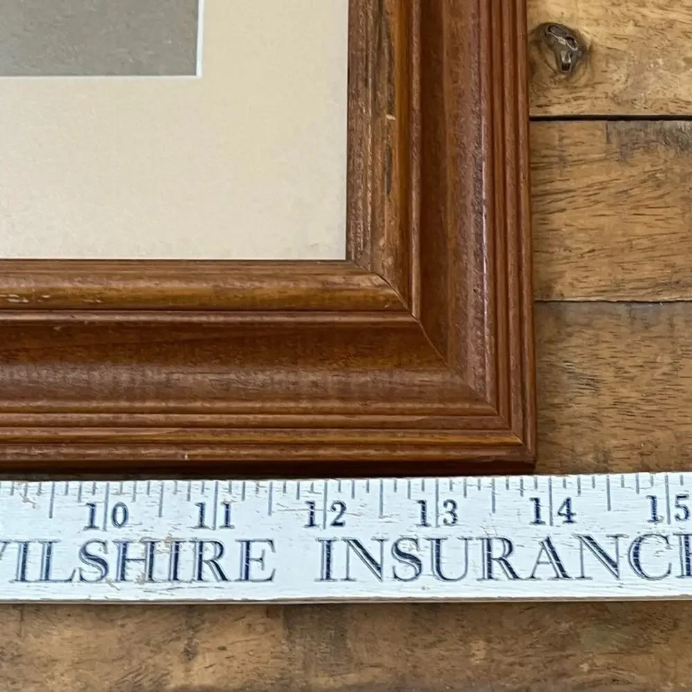 Wooden Picture Frame With Beige Mat 7.5 x 10 in Wall Hanging